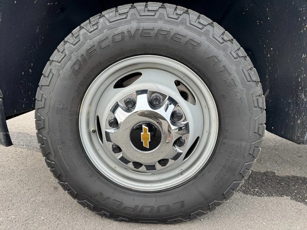 2022 Chevrolet Silverado 3500HD LT - Photo 13