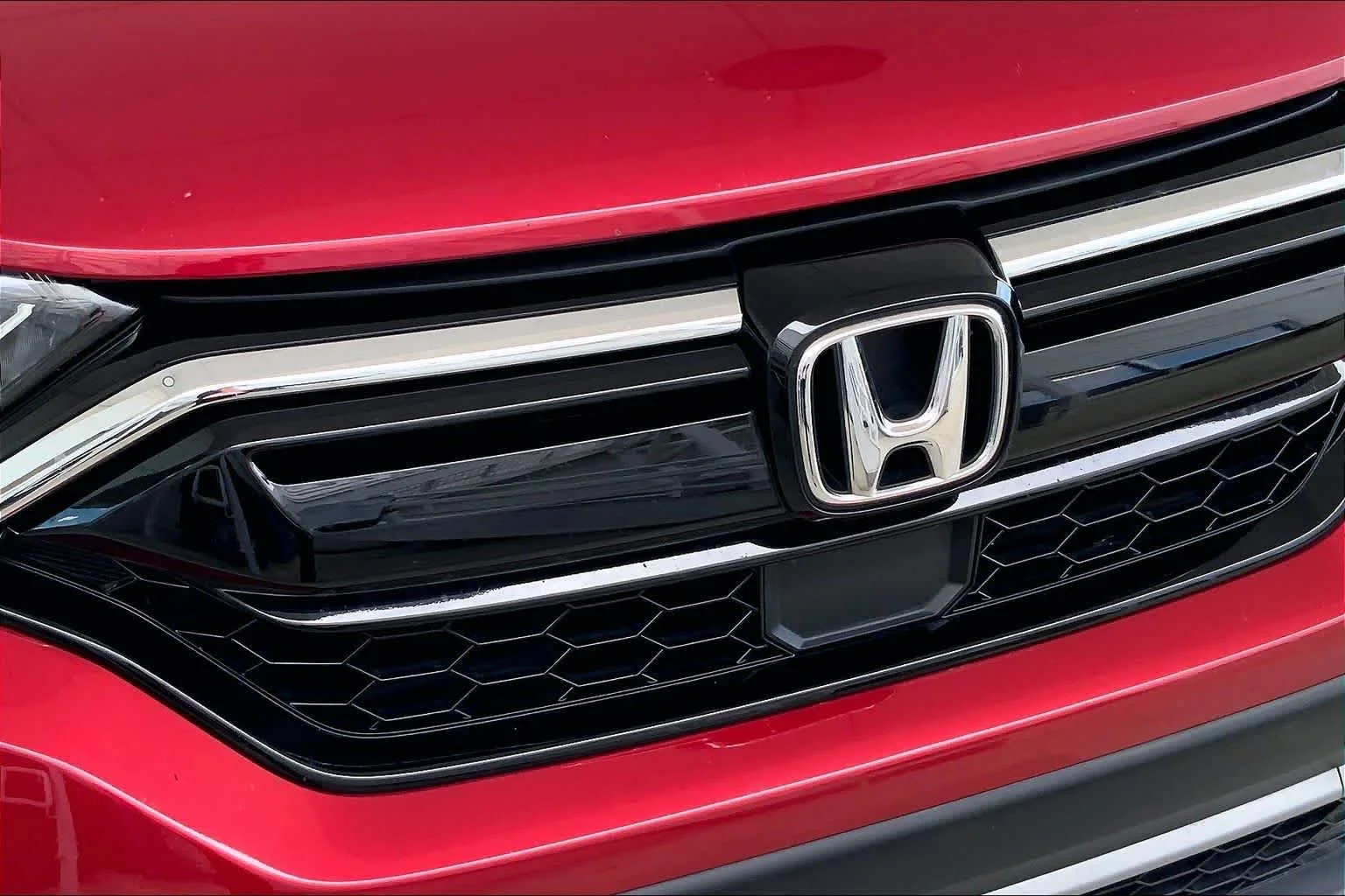 Used 2021 Radiant Red Metallic Honda EX-L image 30