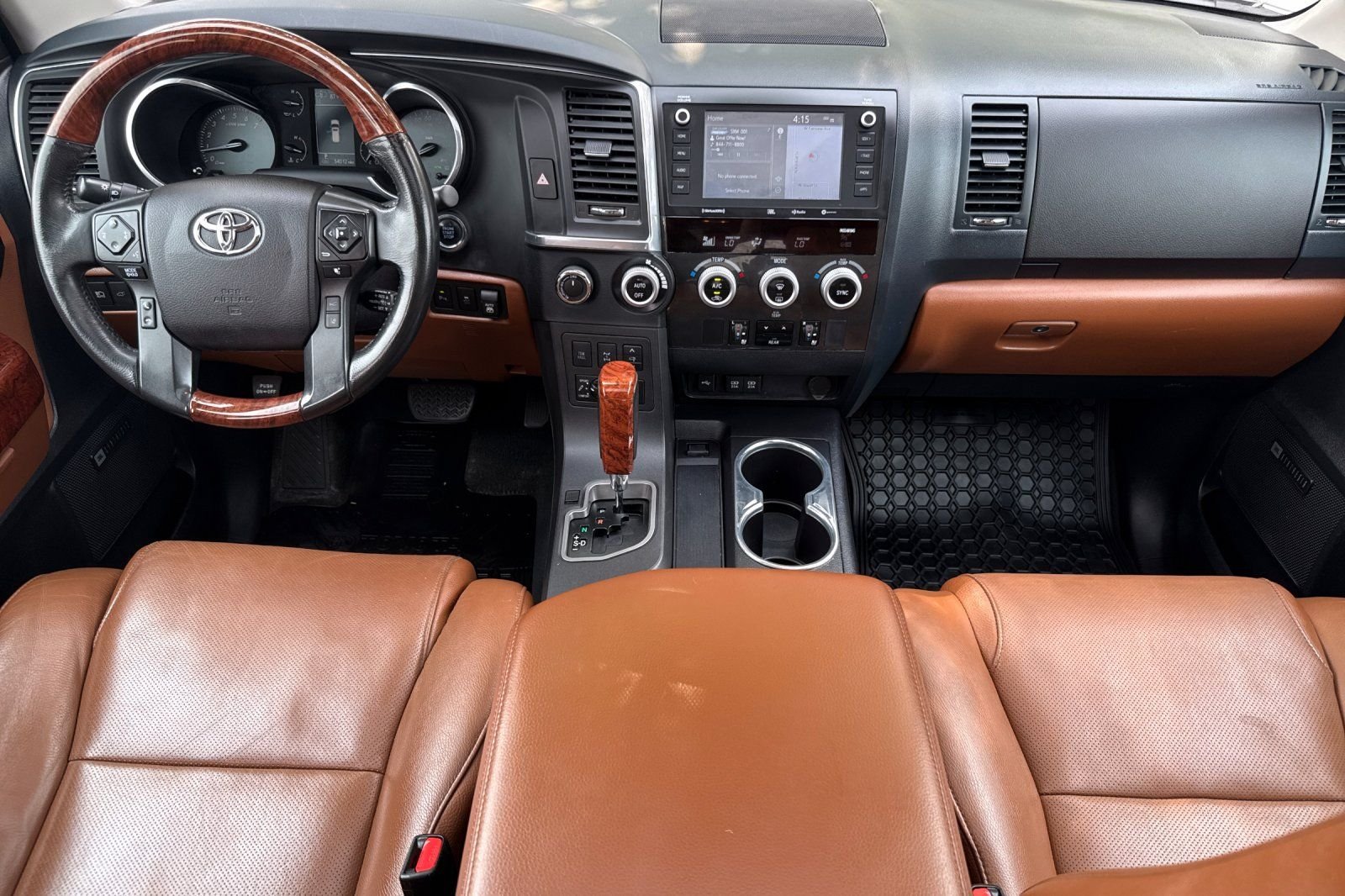 Used 2021  Toyota Platinum image 12