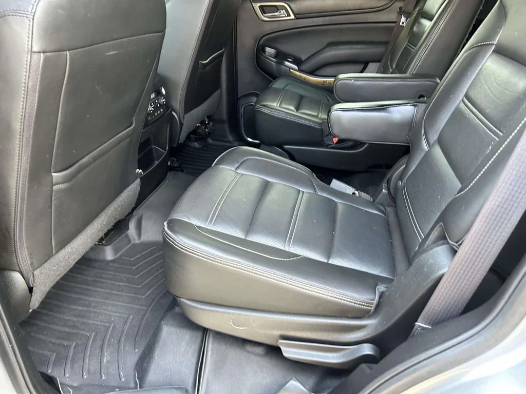 Used 2017 Silver GMC Denali image 9