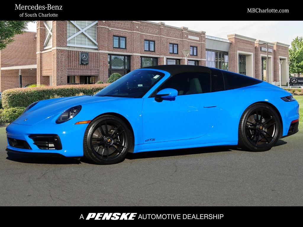 2023 Porsche 911 GTS