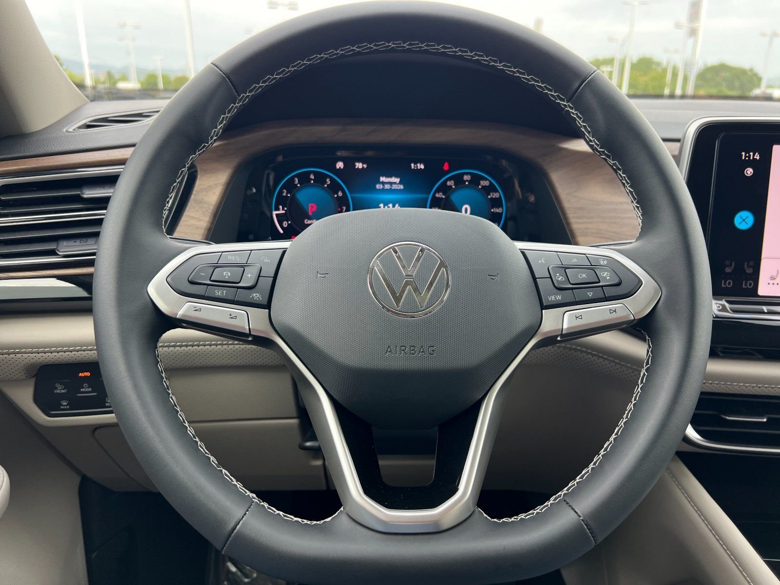 New 2026 Deep Black Pearl Volkswagen 2.0T SE w/Technology image 23
