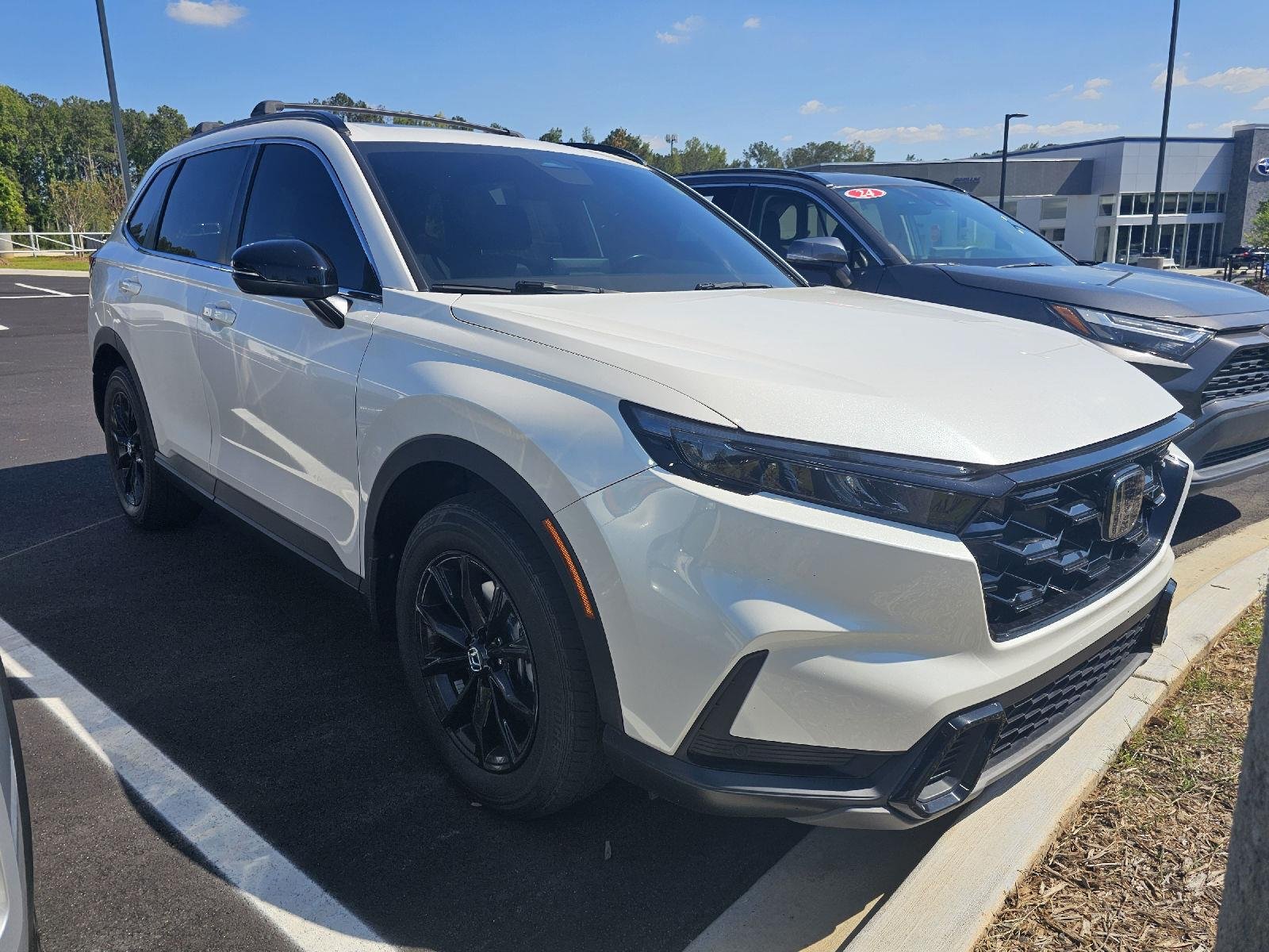 Used 2024 Platinum White Pearl Honda Sport-L image 3