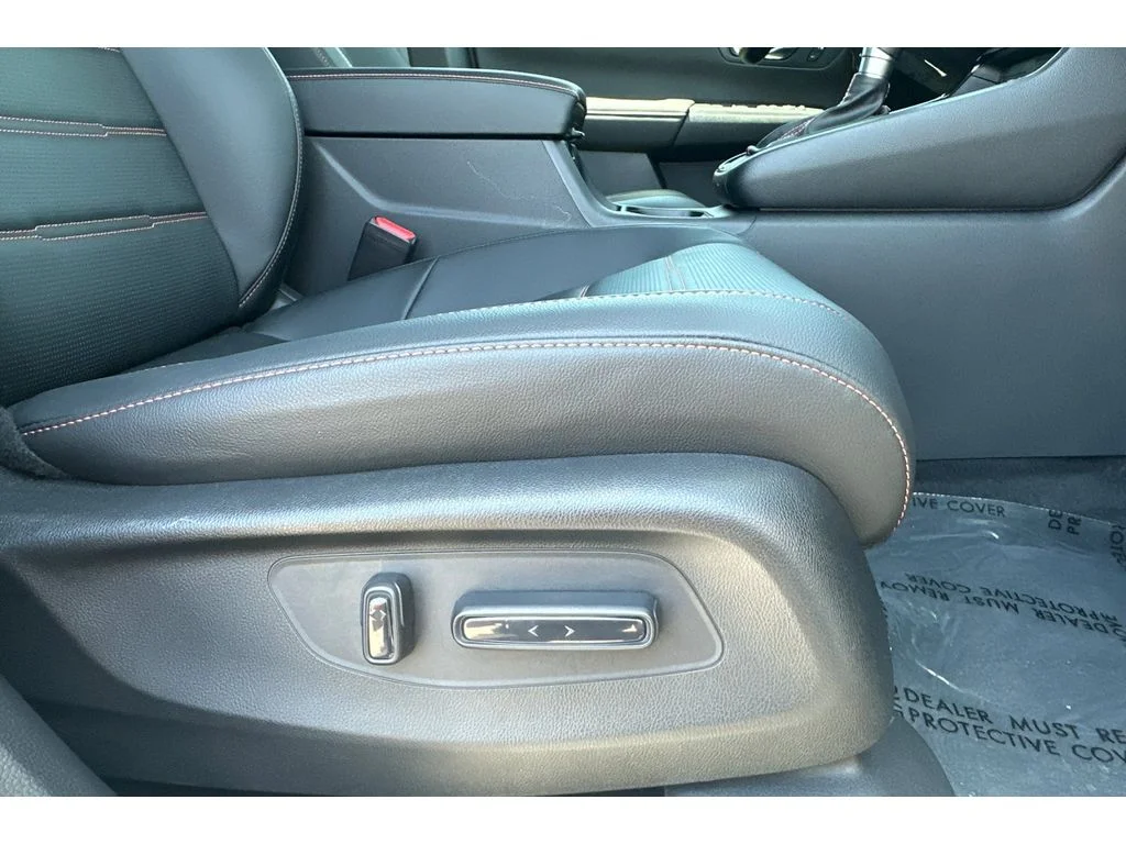 Used 2026 Solar Silver Metallic Honda Sport-L image 23