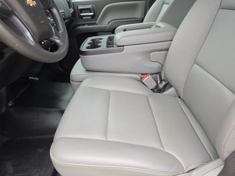 Used 2024 Summit White Chevrolet Work Truck image 15