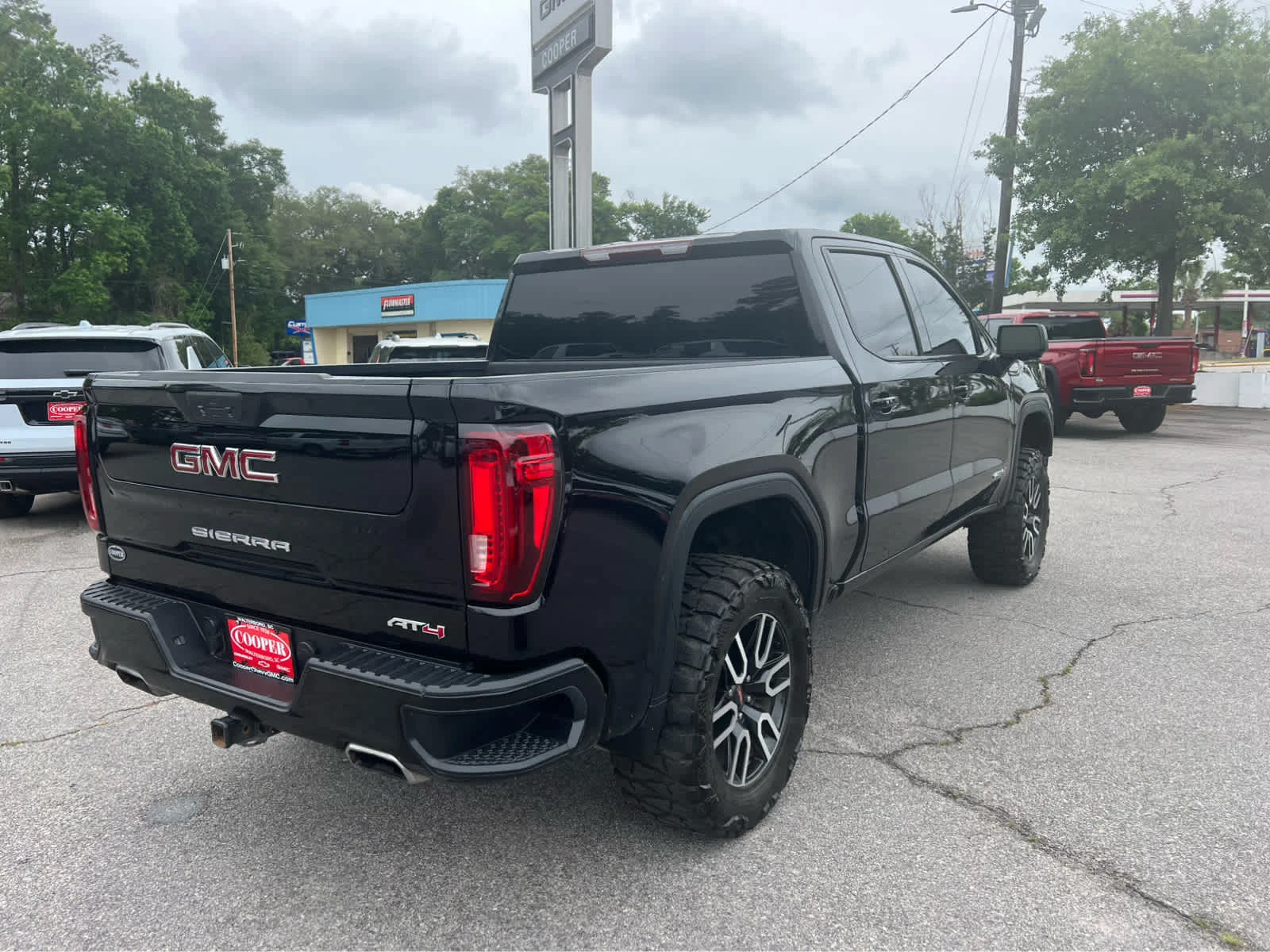 Used 2021 EBONY TWILIGHT METALLIC GMC AT4 image 3