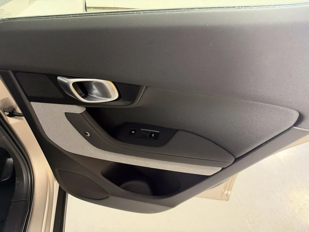 Used 2024 Gray Polestar Long Range Dual Motor image 18