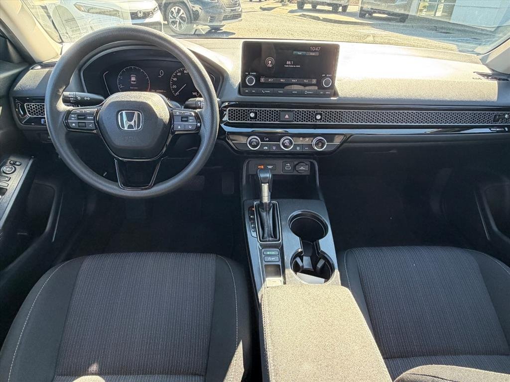 Used 2024 Meteorite Gray Metallic Honda LX image 7