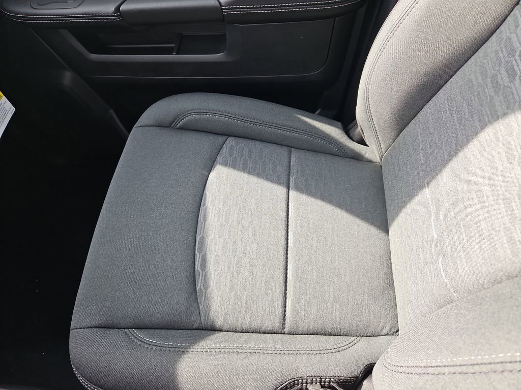 2025 RAM 2500 Big Horn - Photo 32