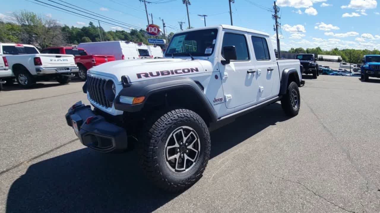 New 2026 Bright White Clearcoat Jeep Rubicon image 8