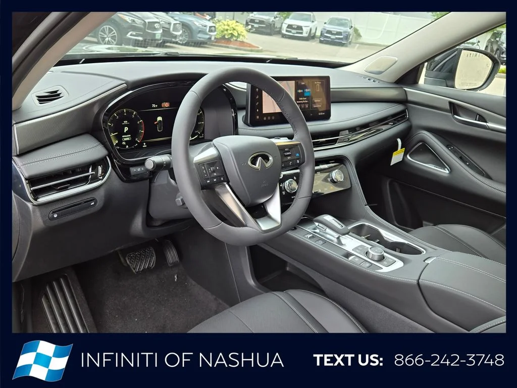 New 2027 MINERAL BLACK INFINITI Luxe AWD image 4