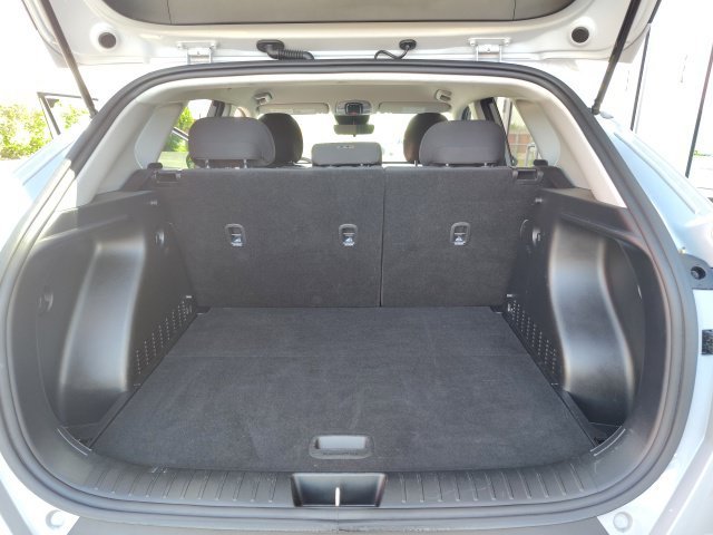 Used 2025 Gray Hyundai SEL image 27