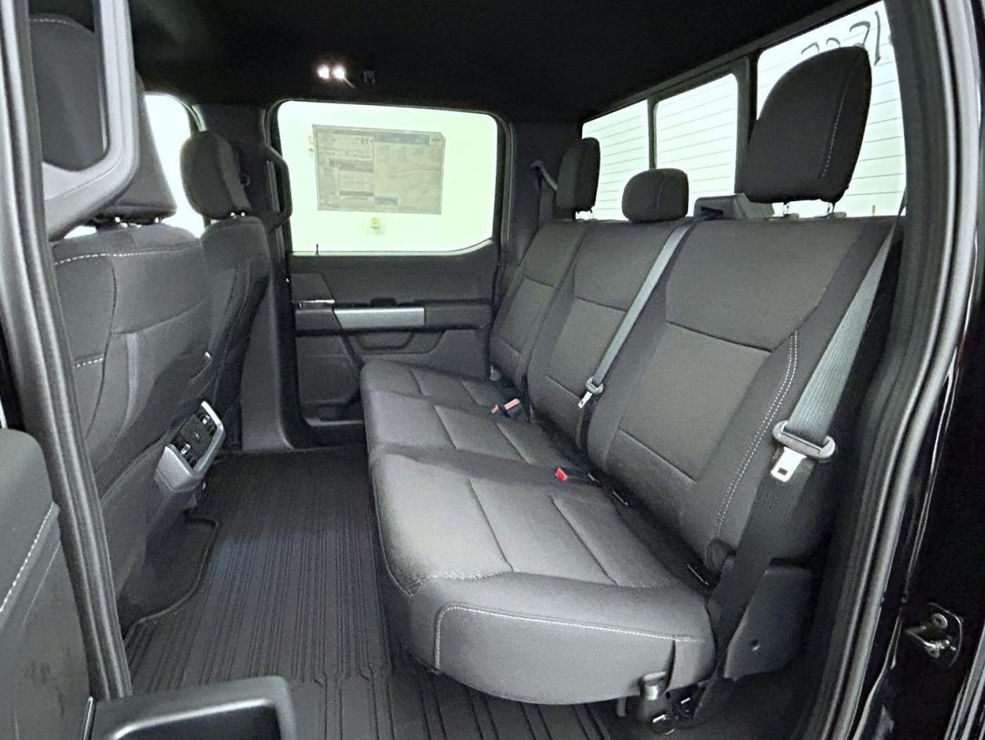 New 2026 Agate Black Metallic Ford XLT image 19
