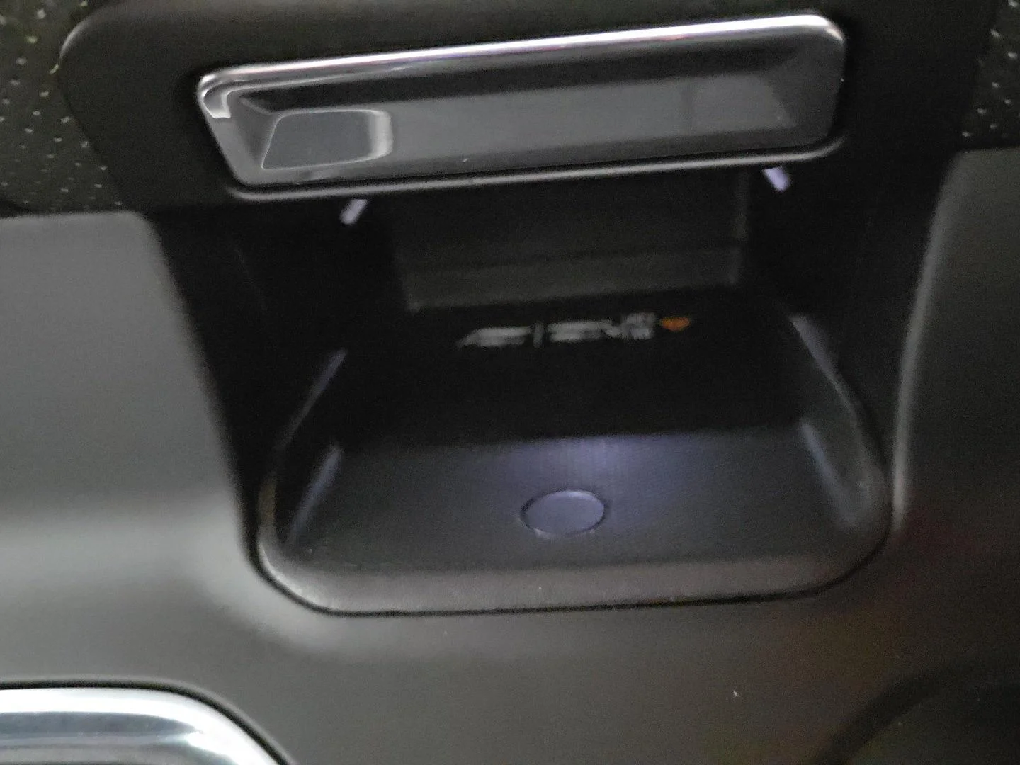 Used 2025 Onyx Black GMC Denali image 22