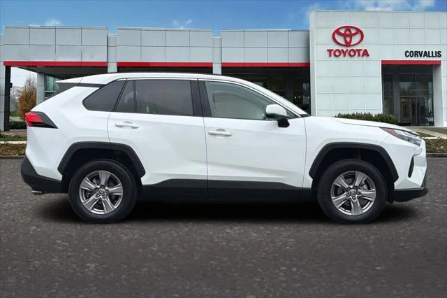 Certified Used 2025 ICE CAP Toyota  image 3