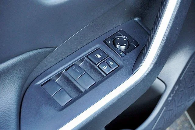 Used 2025 Silver Toyota LE image 22