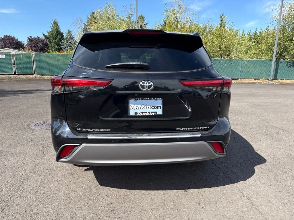 Used 2022 Midnight Black Metallic Toyota Platinum image 5