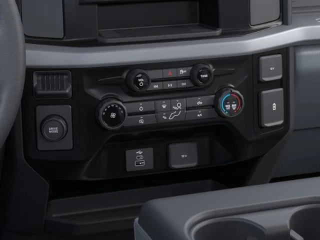 New 2026 Oxford White Ford F-600® XL image 39