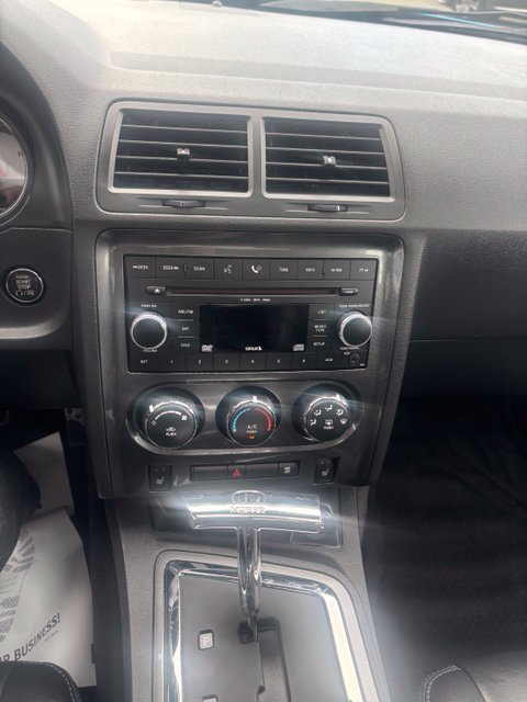 Used 2009 Blue Dodge R/T image 8