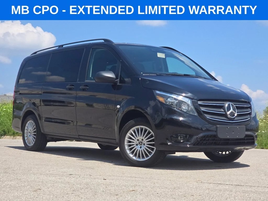 2023 Mercedes-Benz Metris Passenger Van