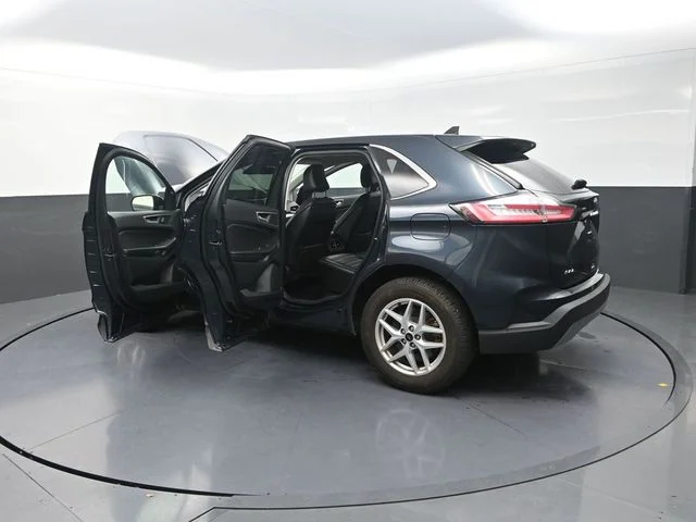 Used 2024 Blue Ford SEL image 42