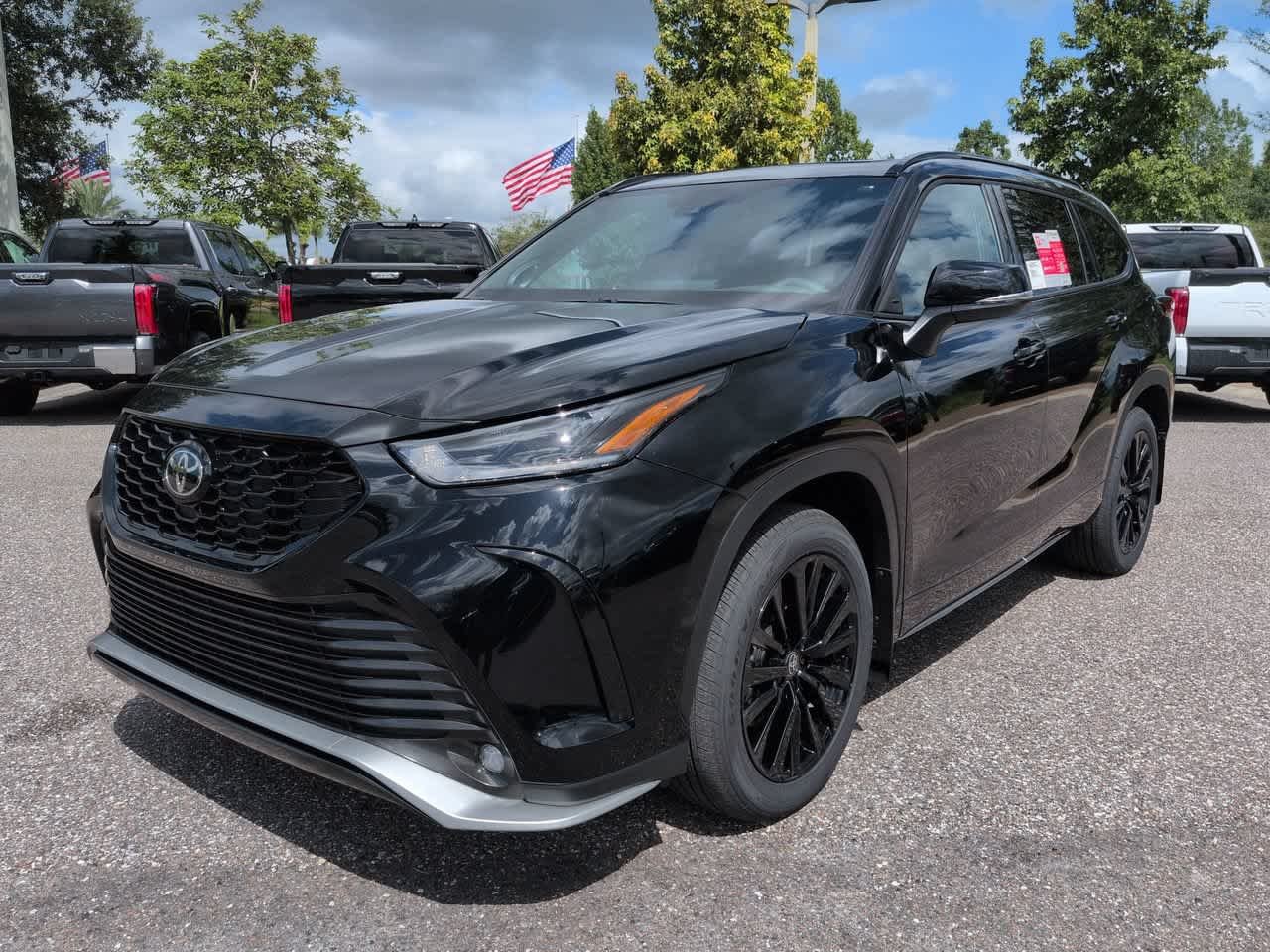 New 2026 Midnight Black Metallic Toyota  XSE image 2