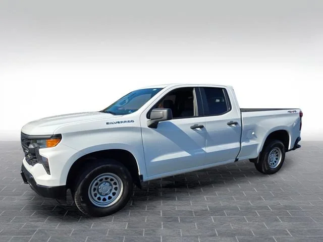 Used 2022 Summit White Chevrolet WT image 3