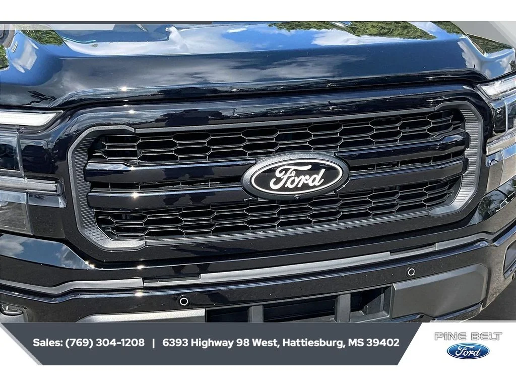 Used 2025 BLACK Ford Lariat image 22