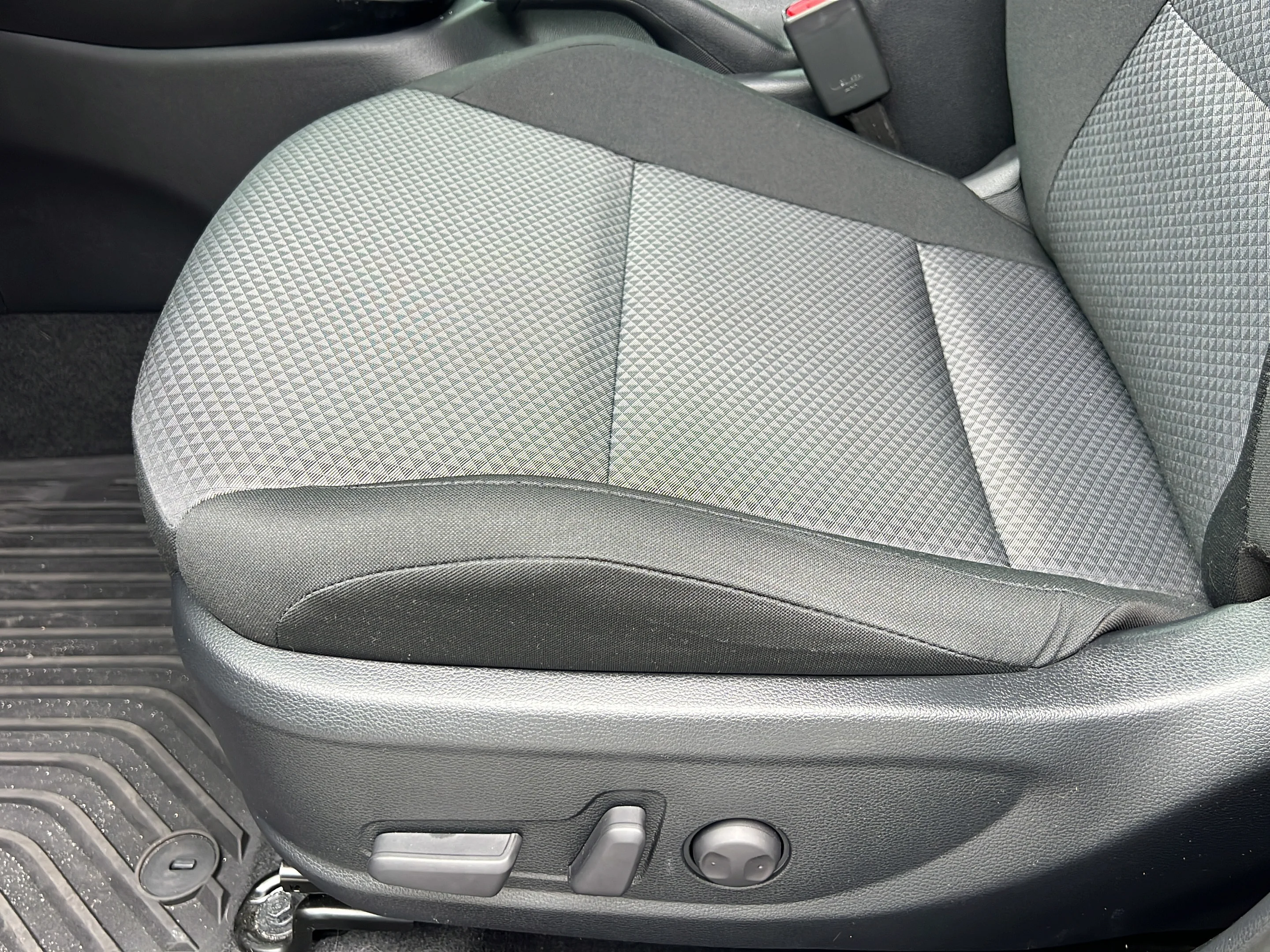 Used 2025 Gravity Gray Kia S image 14