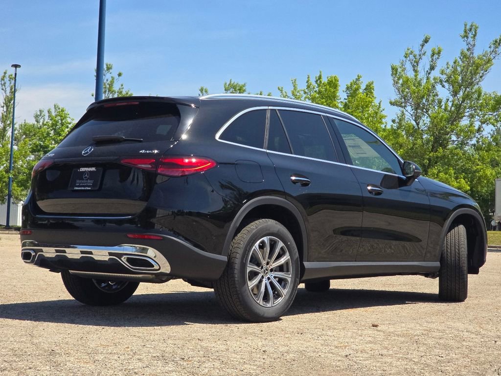 New 2026 Black Mercedes-Benz GLC 300 image 54
