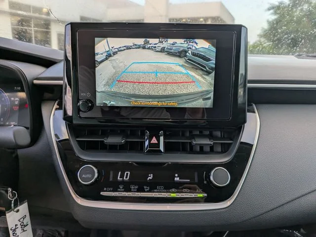 Used 2026  Toyota LE image 23