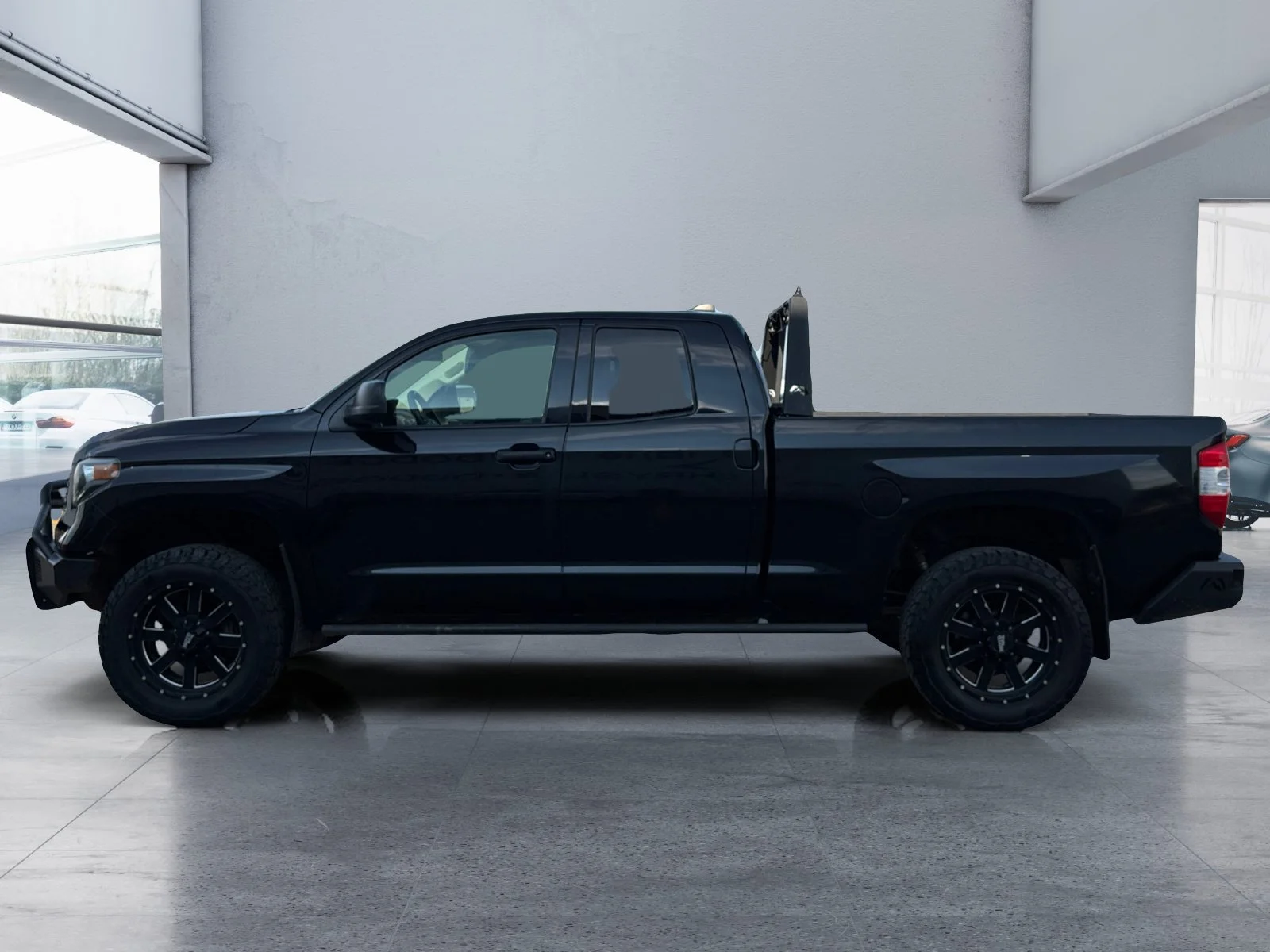 Used 2020 Black Toyota 4x4 Double Cab image 2
