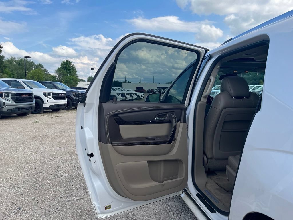 Used 2016 WHITE FROST TRICOAT GMC Denali image 28