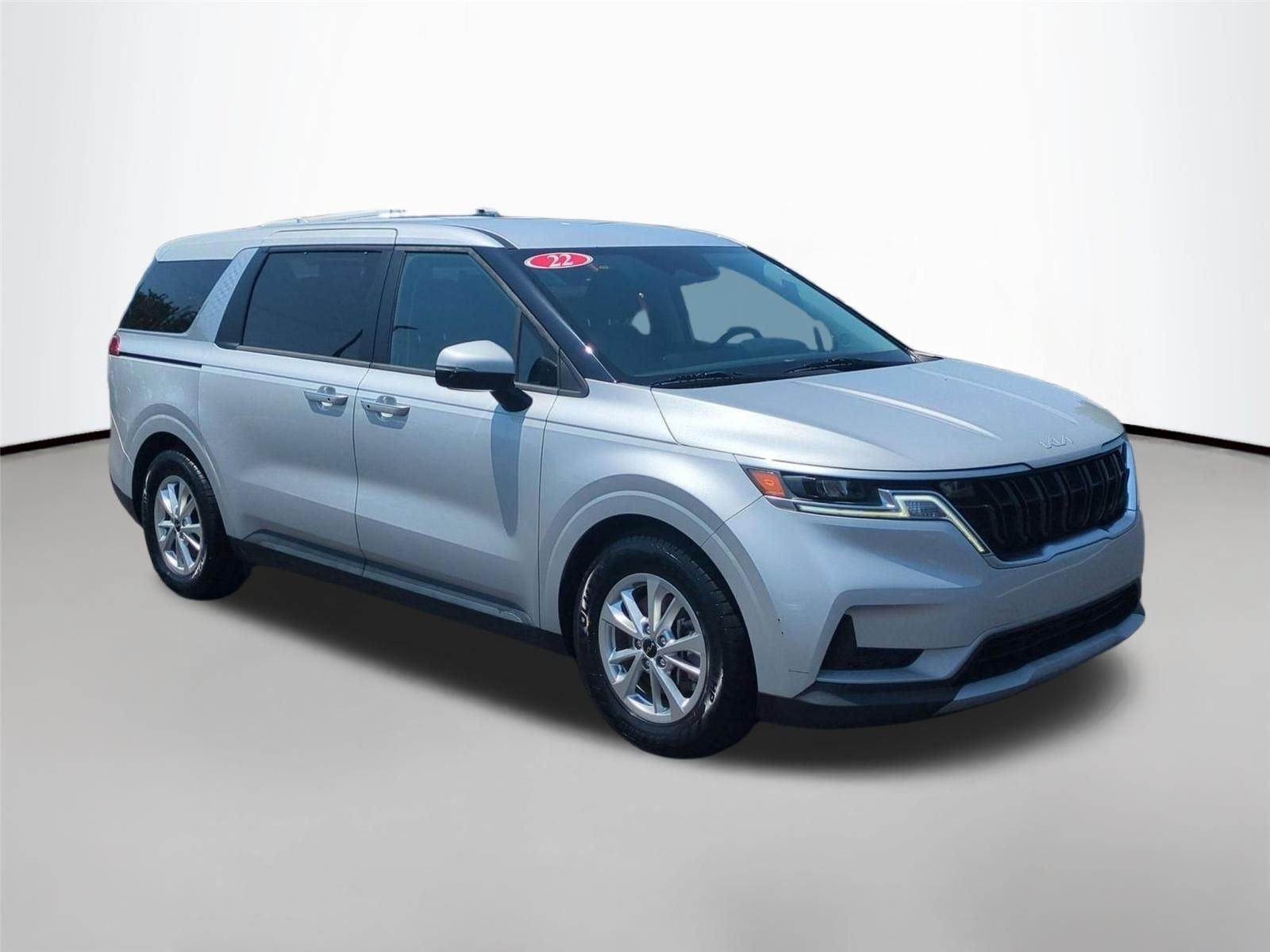 Used 2022 Silky Silver Kia LXS image 7