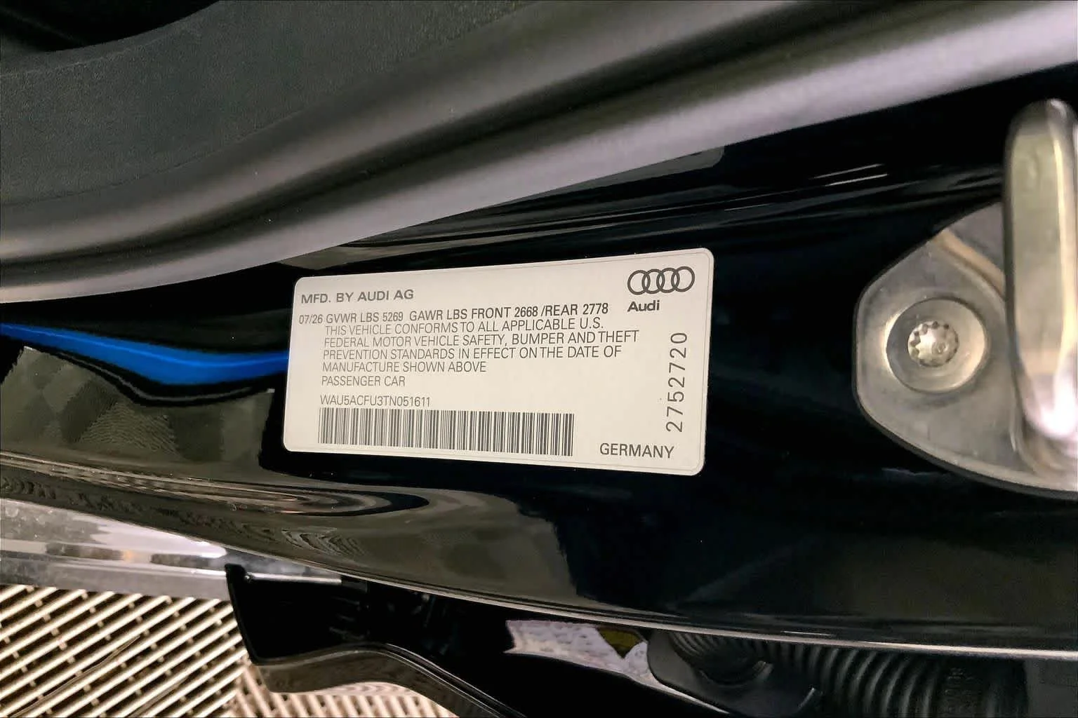 New 2026 Mythos Black me Audi Premium Plus image 18