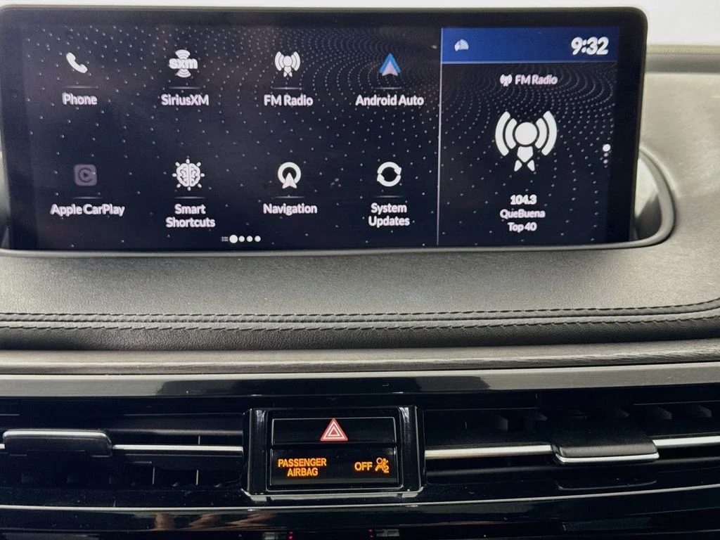 Used 2022 White Acura Advance image 17