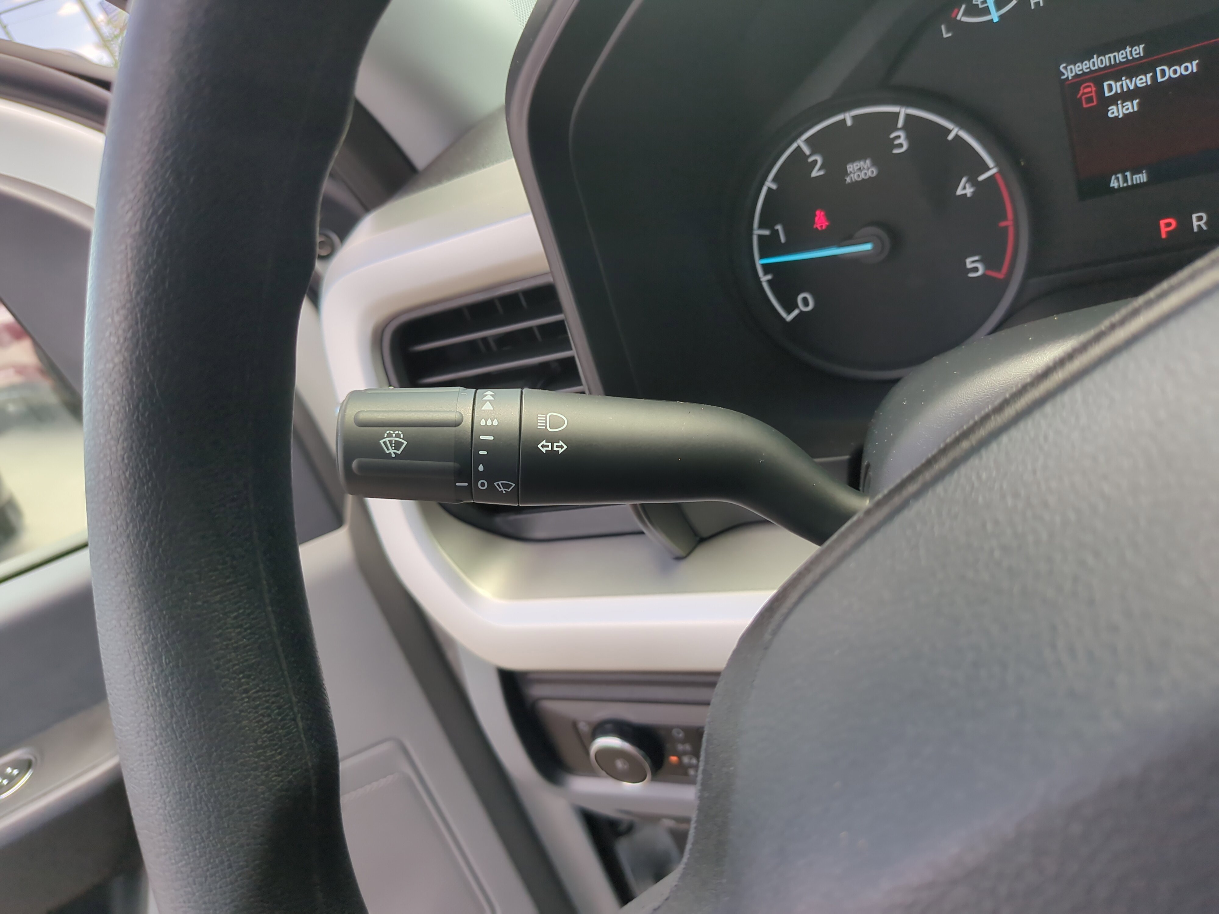 2025 Ford F-450 Super Duty Chassis Cab XL - Photo 28