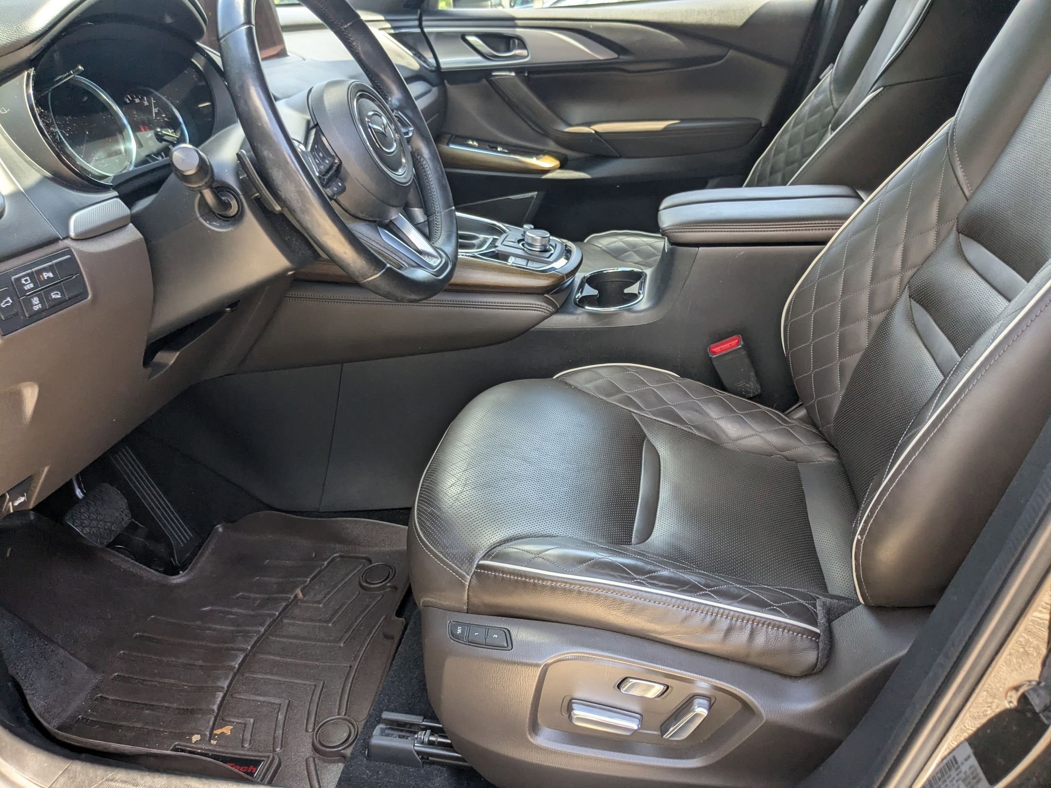 Used 2021 Jet Black Mica Mazda Signature image 9
