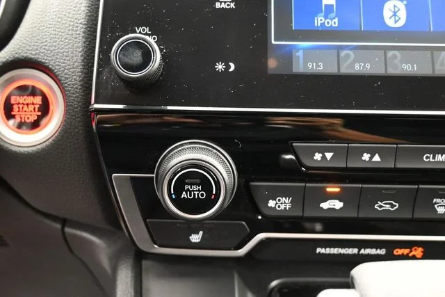 Used 2020 White Honda EX image 22