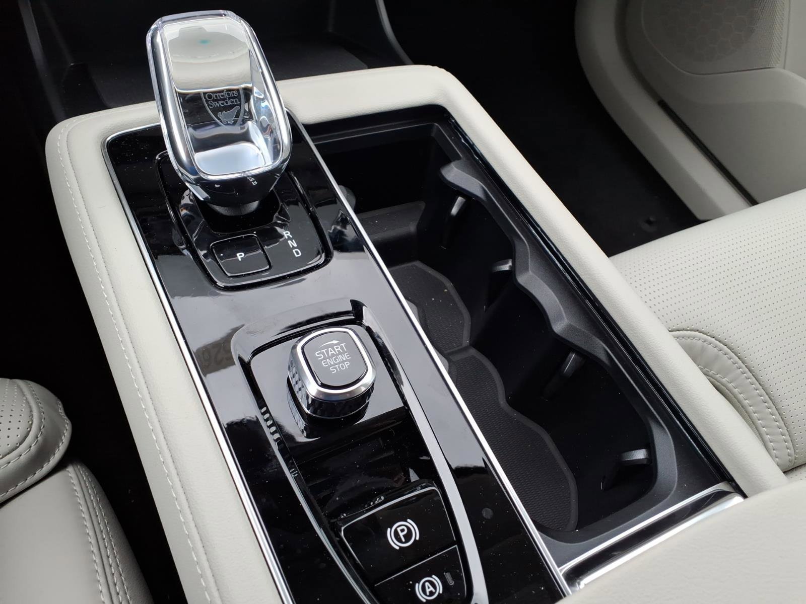 New 2026 Onyx Black Volvo Ultra image 10