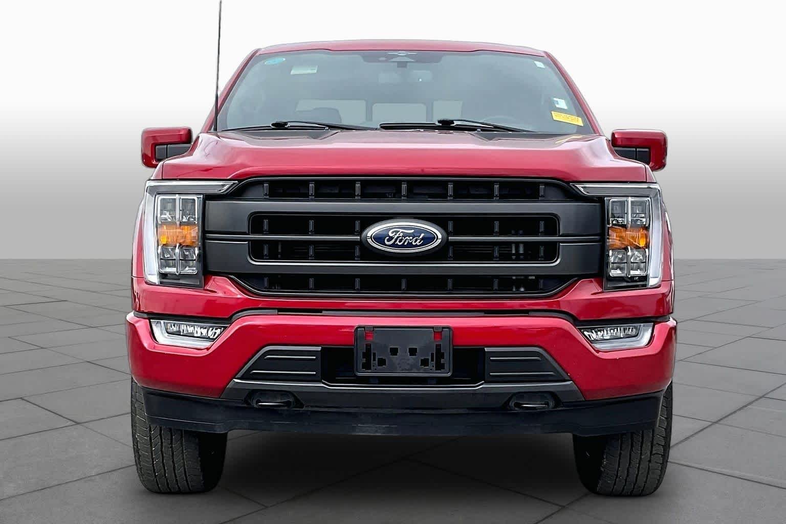 Used 2023 Rapid Red Metallic Tinted Clearcoat Ford LARIAT image 4