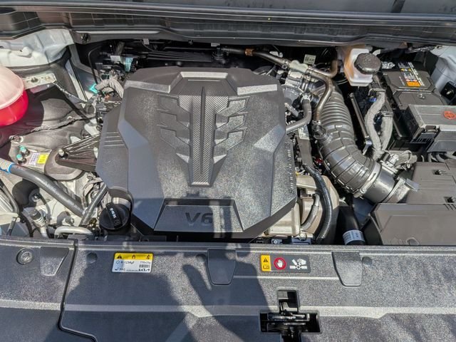 Certified Used 2025 White Kia EX image 39