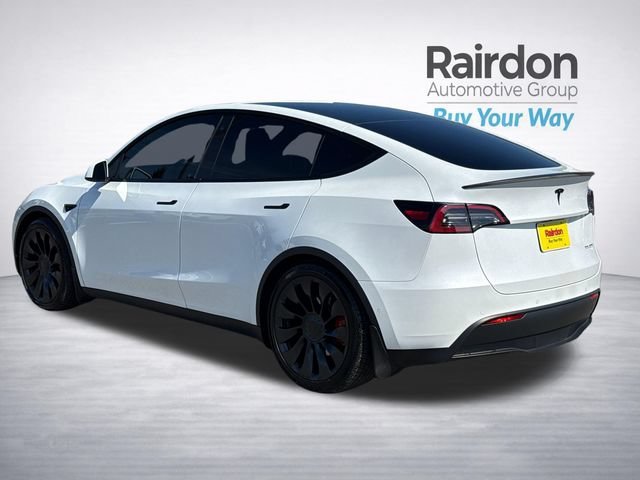 Used 2022  Tesla Performance image 5