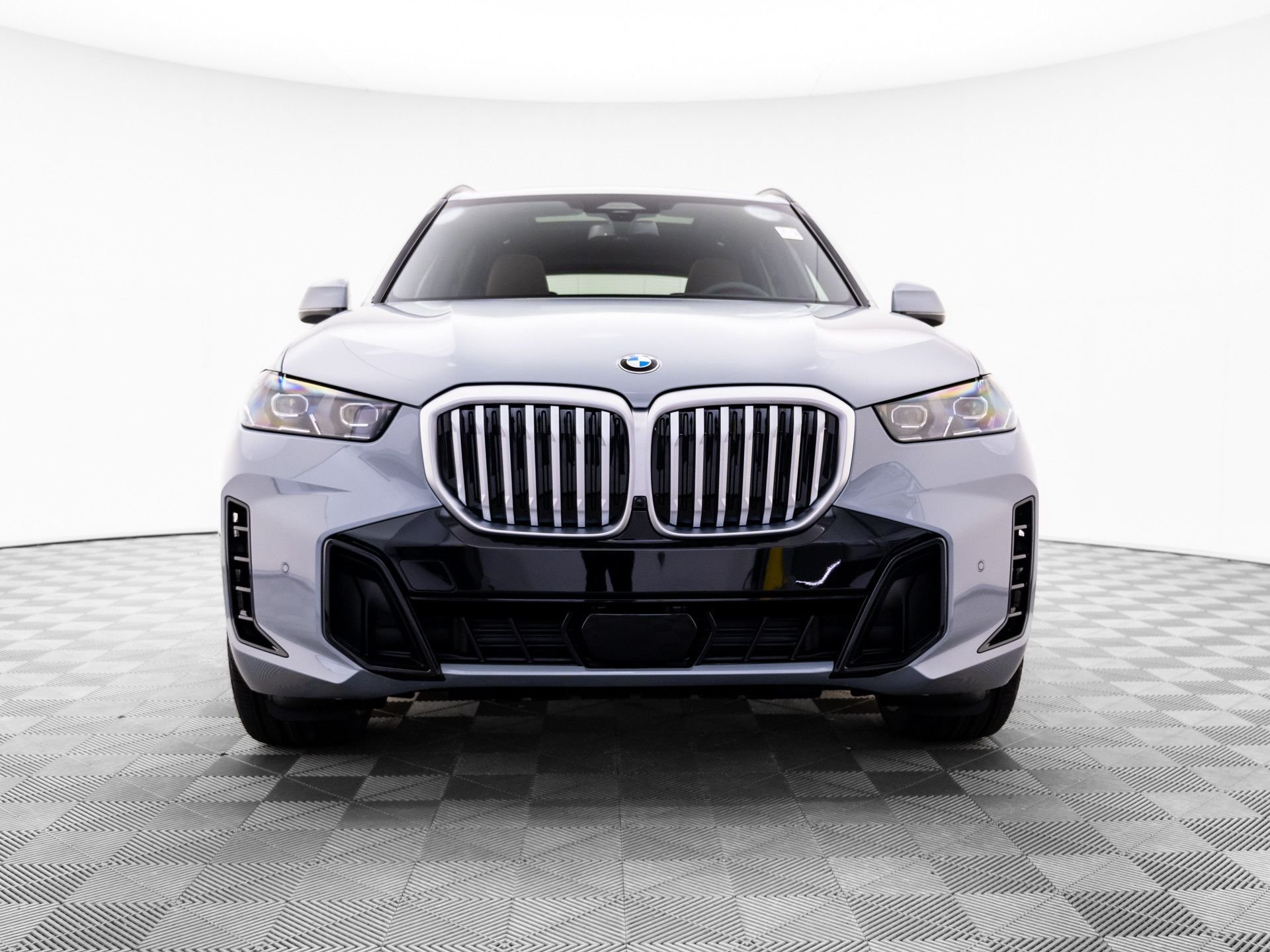 New 2026 Brooklyn Grey Metallic BMW xDrive40i image 8