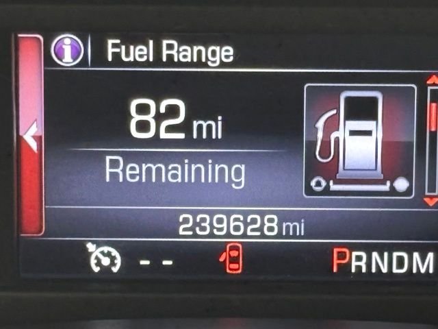Used 2015 Brown GMC SLT image 25
