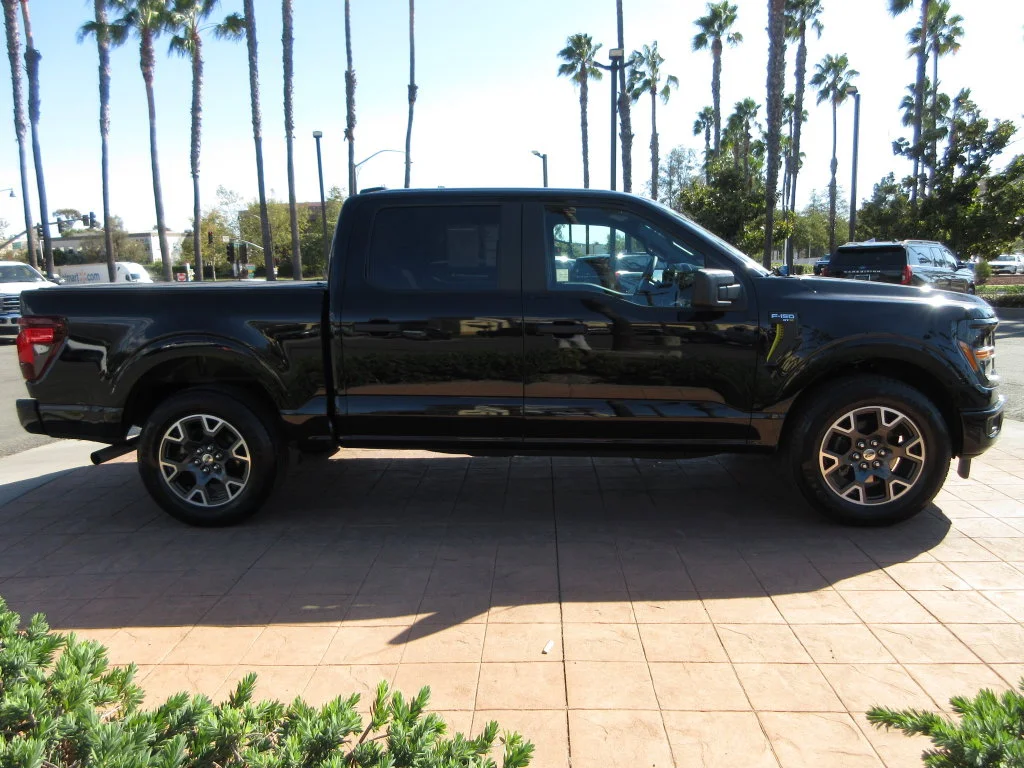 Certified Used 2024 Agate Black Metallic Ford STX image 5