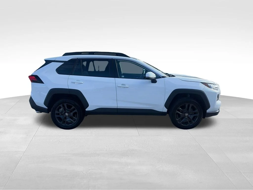 Used 2024 White Toyota Adventure image 7