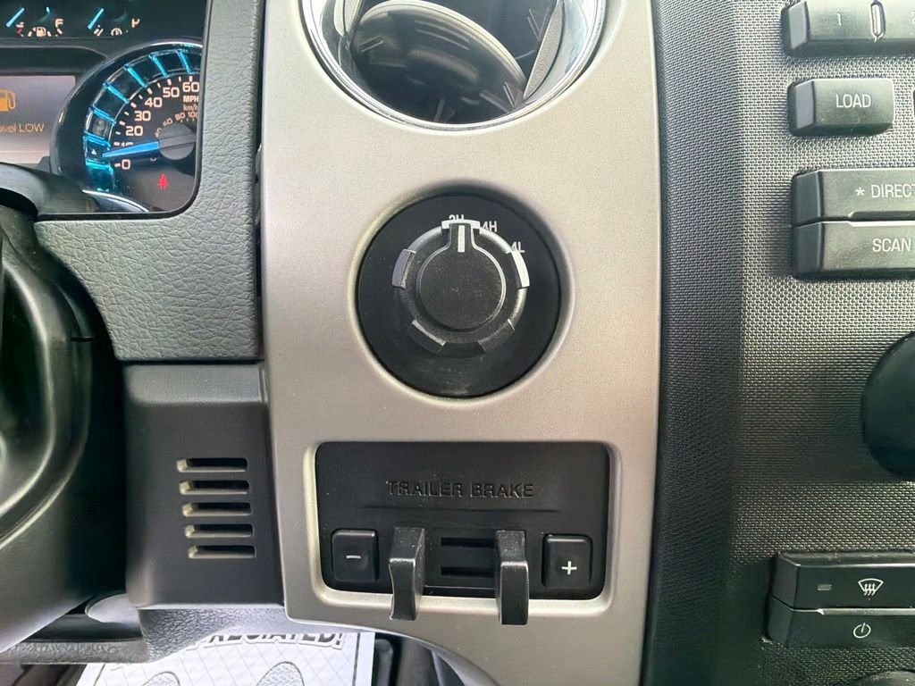 Used 2011 Silver Ford XLT image 30