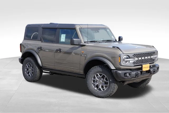 New 2025 Ford Bronco Badlands 4D Sport Utility in #NF585085 | Jeff