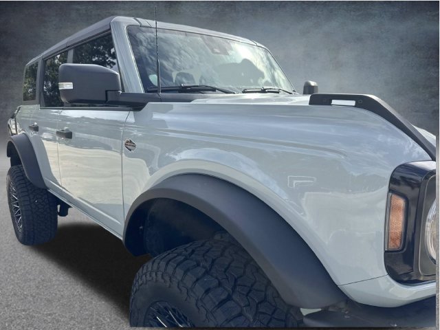 Used 2024 Green Ford Wildtrak image 3